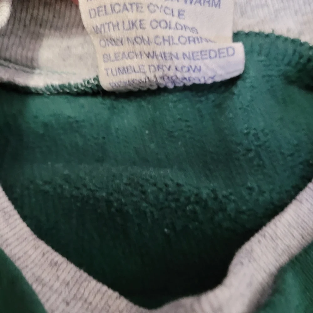 Vintage 1990s green basketball crew neck sweatshirt